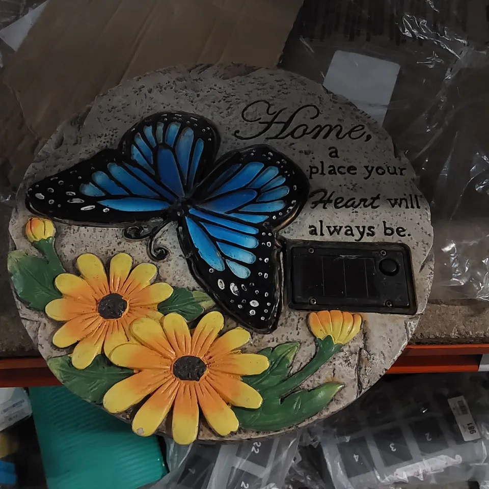 BAGGED SOLAR LED BUTTERFLY STEPPING STONE