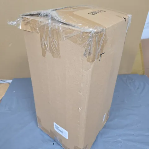 HOME STORIES SET OF 2 INDOOR / OUTDOOR LED EFFECT LANTERNS