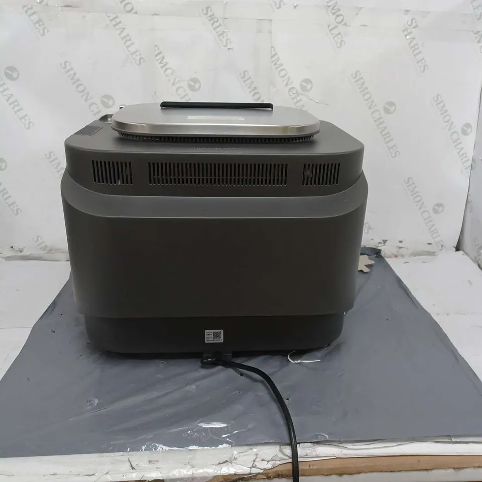 BOXED NINJA MULTIFUNCTION 14-IN-1 OVEN & AIR FRYER, DAMAGED ON BACK