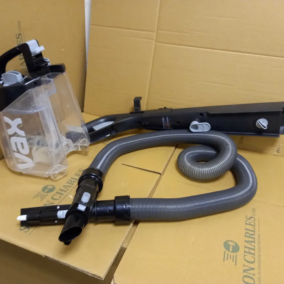 VAX PLATINUM POWER MAX CARPET CLEANER - BLACK