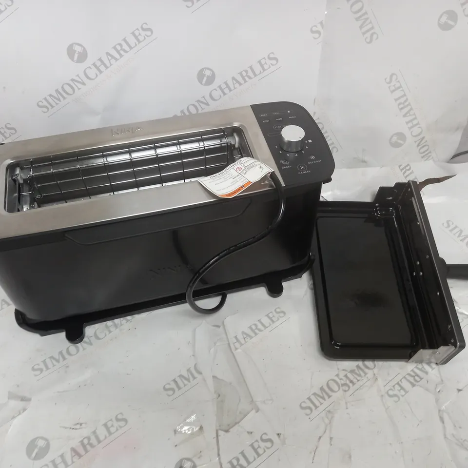BOXED NINJA 2-IN-1 TOASTER & GRILL ST100UK
