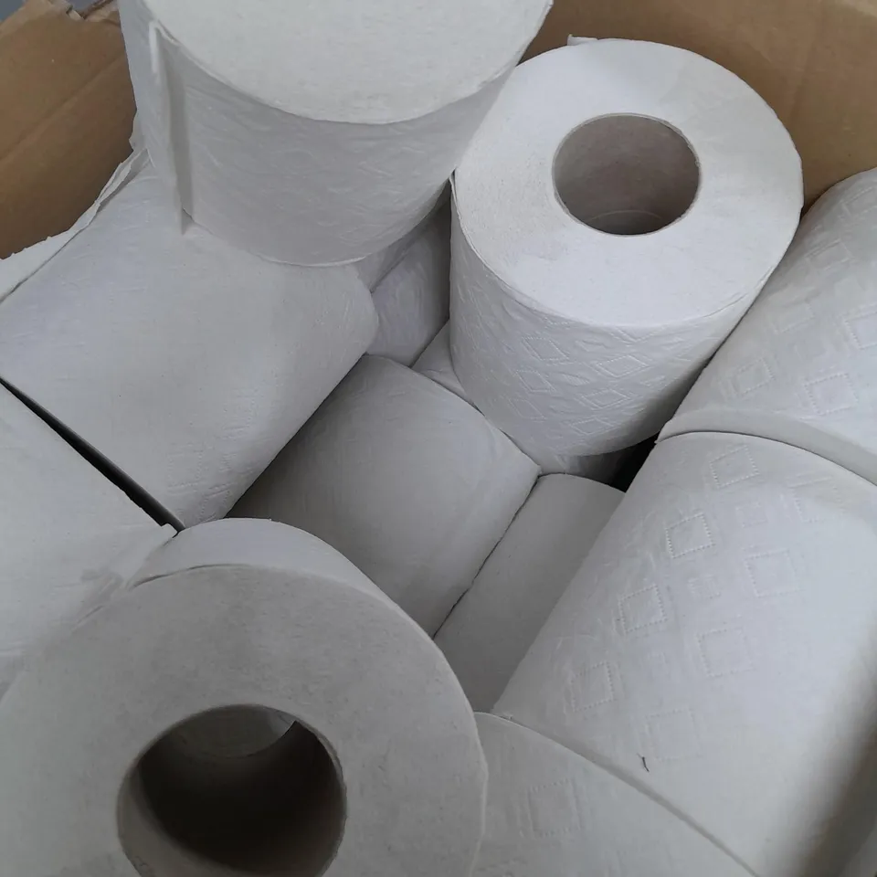 BOX OF APPROXIMATELY 30 TOILET ROLLS