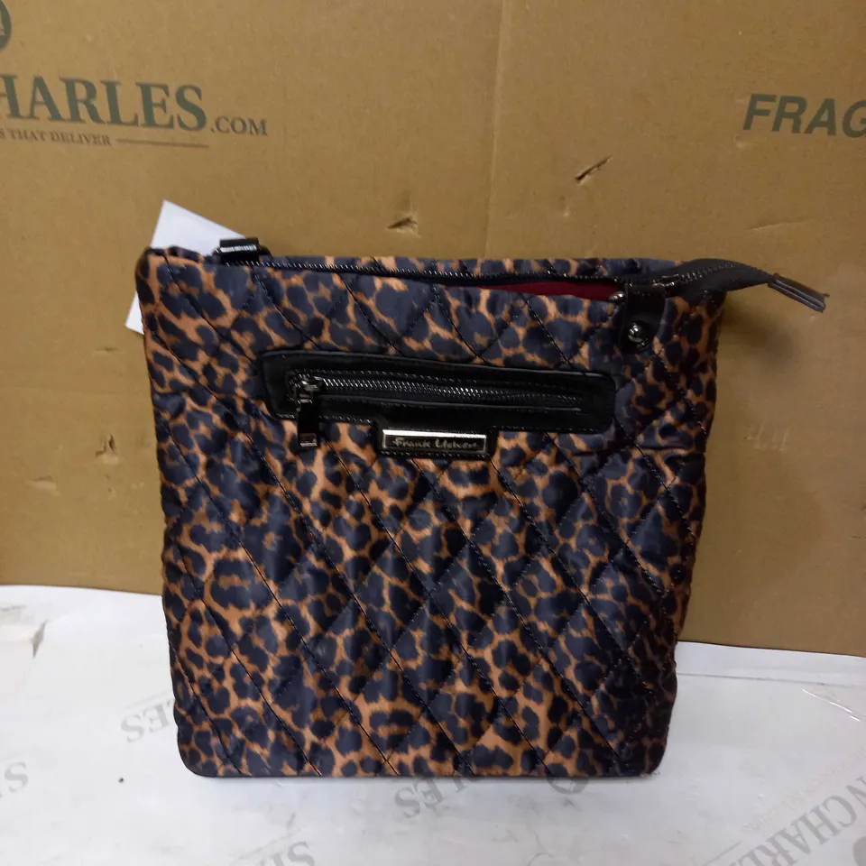 LOT OF APPROXIMATELY 10 ASSORTED CLOTHING ITEMS AND ACCESSORIES TO INCLUDE FRANK USHER BAG, CENTIGRADE COAT, MODERN SOUL TOP ETC