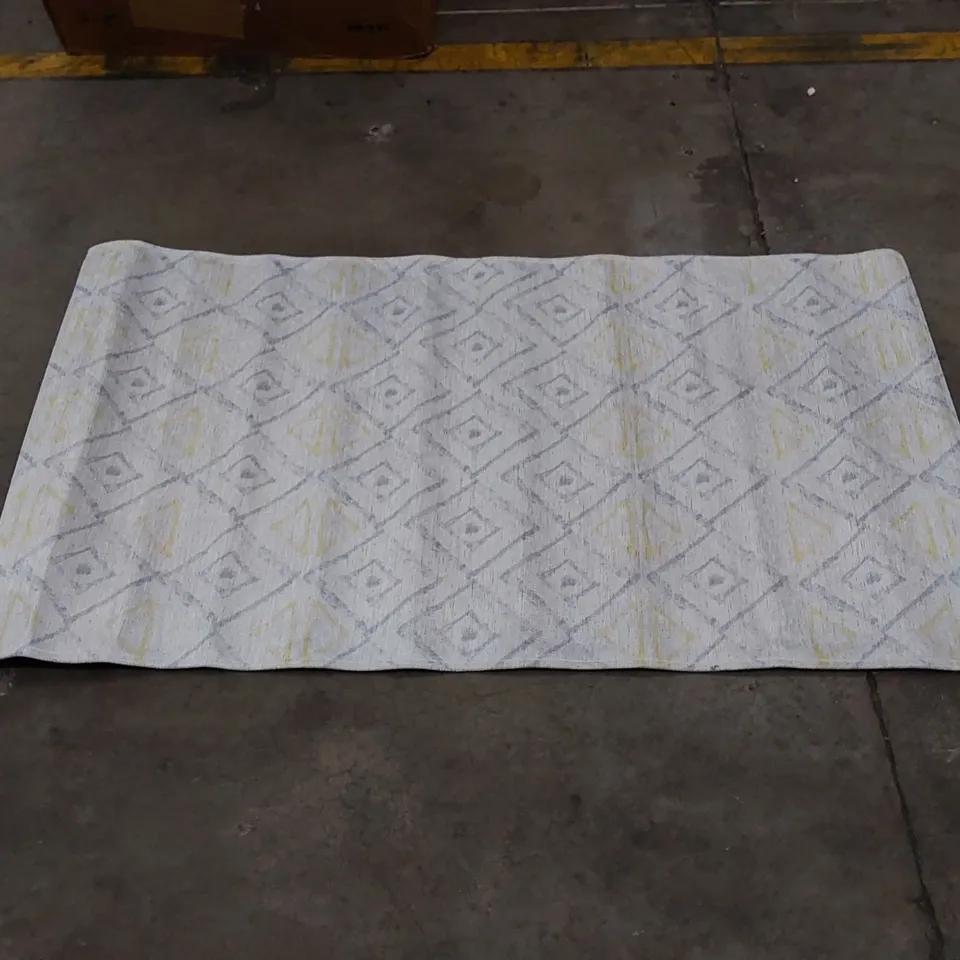 LAMAVOLA LINE RUG YELLOW/GREY // SIZE: 80 X 150cm