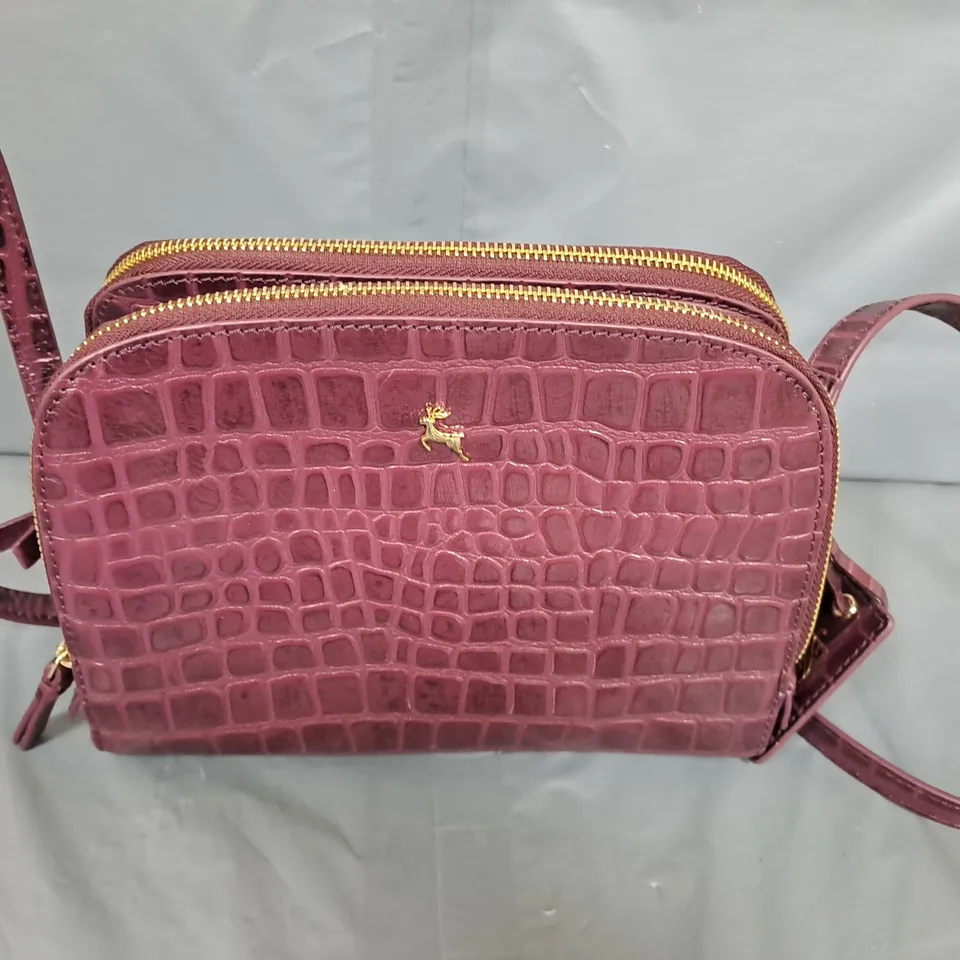ASHWOOD CROC LEATHER SMALL HALF MOON CROSS-BODY - BURGUNDY