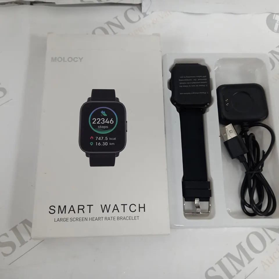 BOXED MOLOCY SMART WATCH