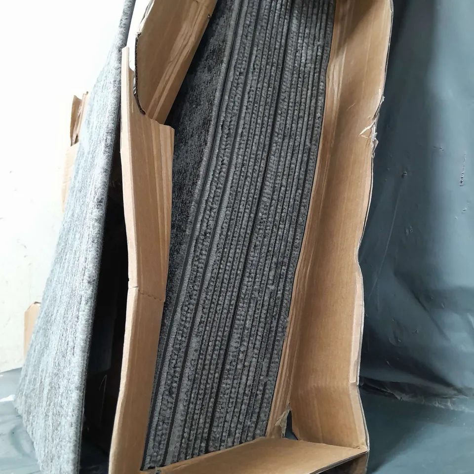20 GREY SQUARE CARPET FLOOR TILES
