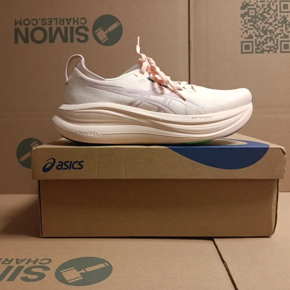 BOXED PAIR OF ASICS GEL-NIMBUS 28 TRAINERS IN PINK SIZE UK 6