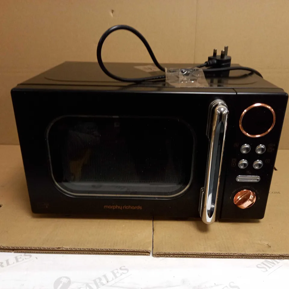 MORPHY RICHARDS BLACK/ROSE GOLD MICROWAVE
