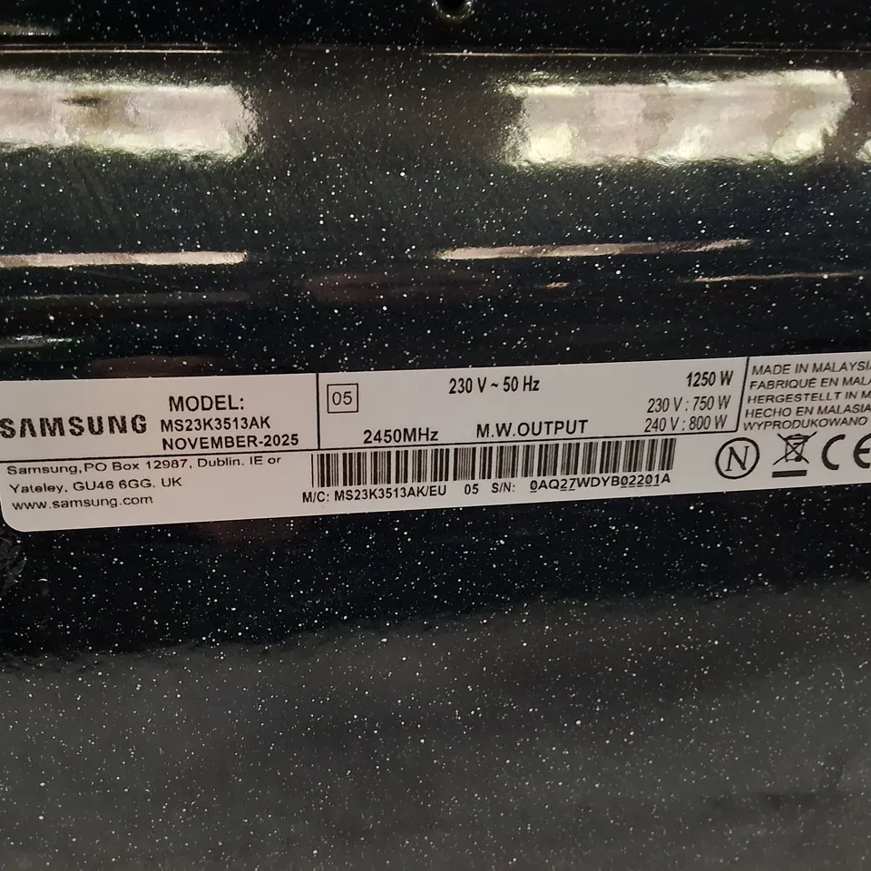SAMSUNG MS23K3513AW SOLO MICROWAVE OVEN WITH TRIPLE DISTRIBUTION SYSTEM