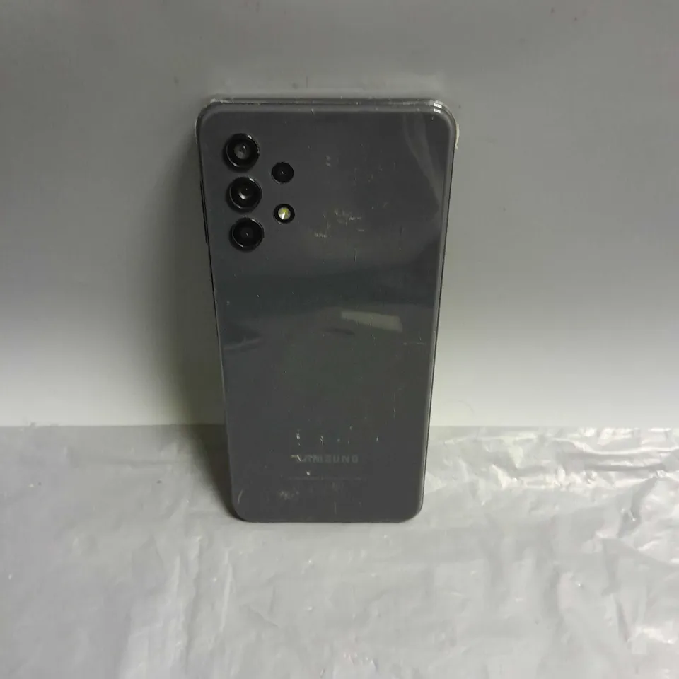 SAMSUNG GALAXY A32 64GB IN BLACK
