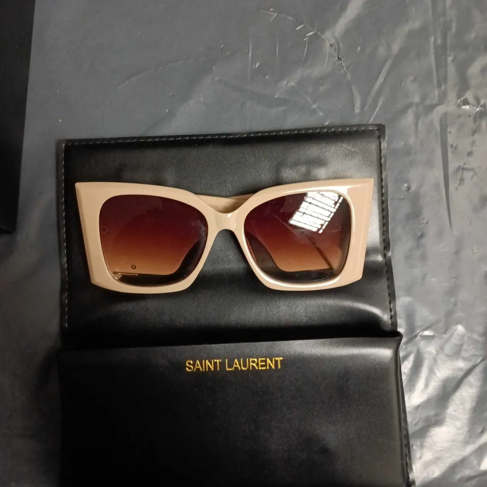 SAINT LAURENT SUNGLASSES – BEIGE SQUARE FRAME WITH YSL LOGO, BOXED