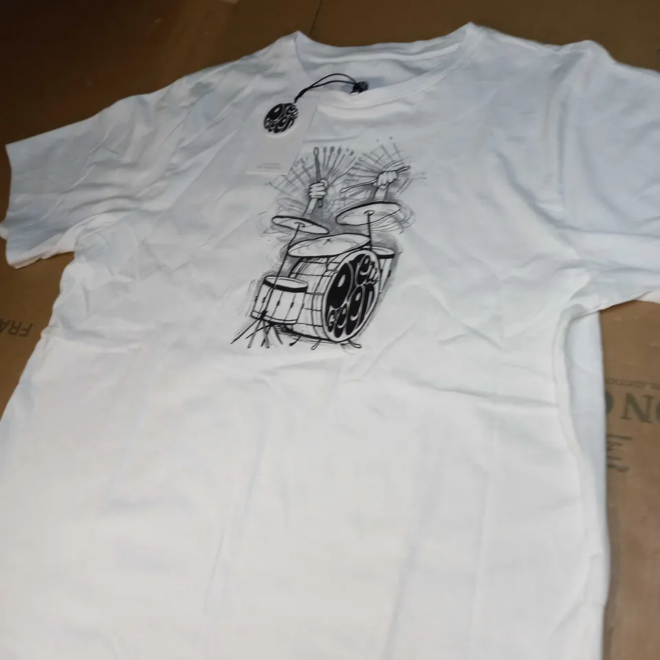 PRETTY GREEN DRUM SOLO T-SHIRT SIZE M