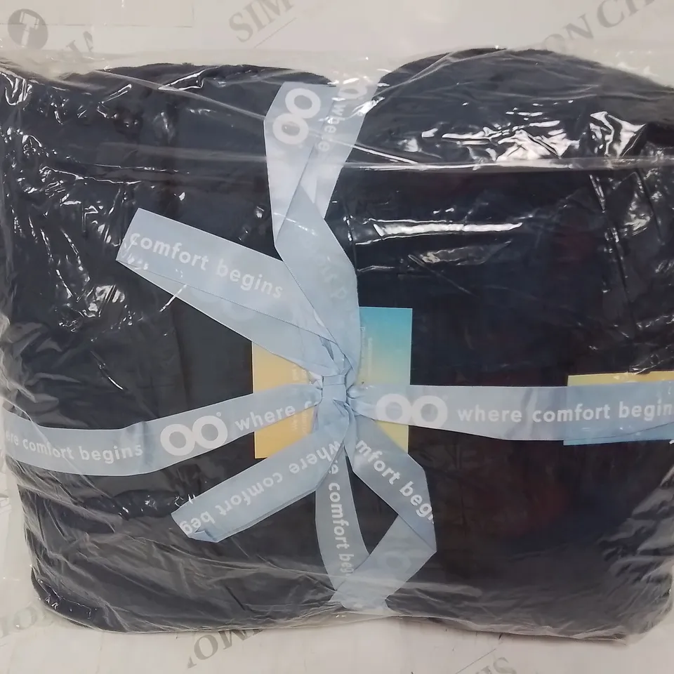 SEALED THE OODIE NAVY HOODED BLANKET - SIZE UNSPECIFIED