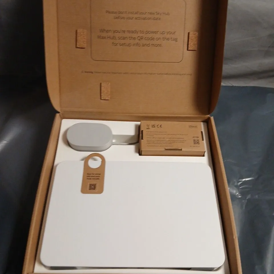 SKY WHITE WIRELESS ROUTER – BOXED