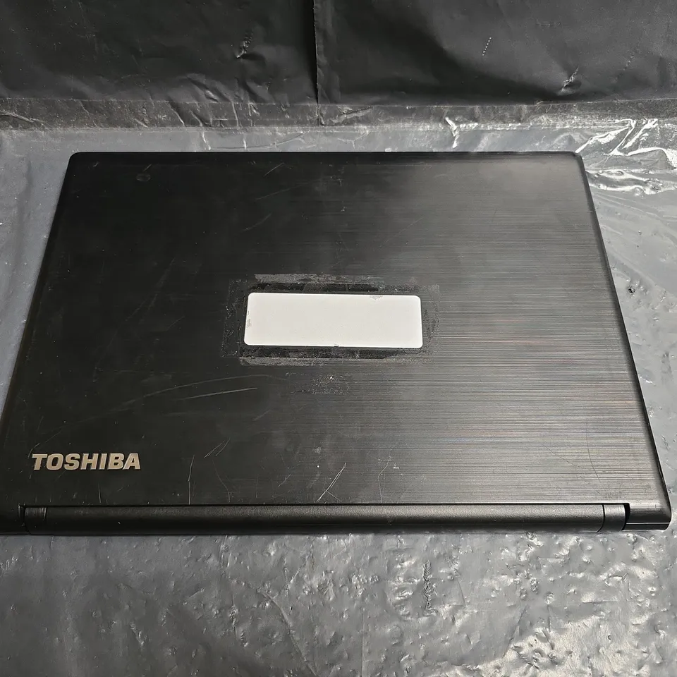 TOSHIBA SATELITTE PRO R40-C LAPTOP