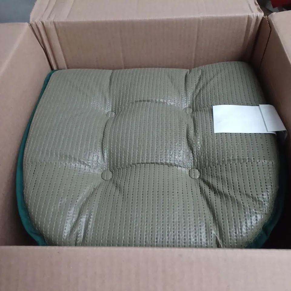 BOXED KLEAR VU X4 THE GRIPPER NON-SLIP CHAIR CUSHIONS IN GREEN