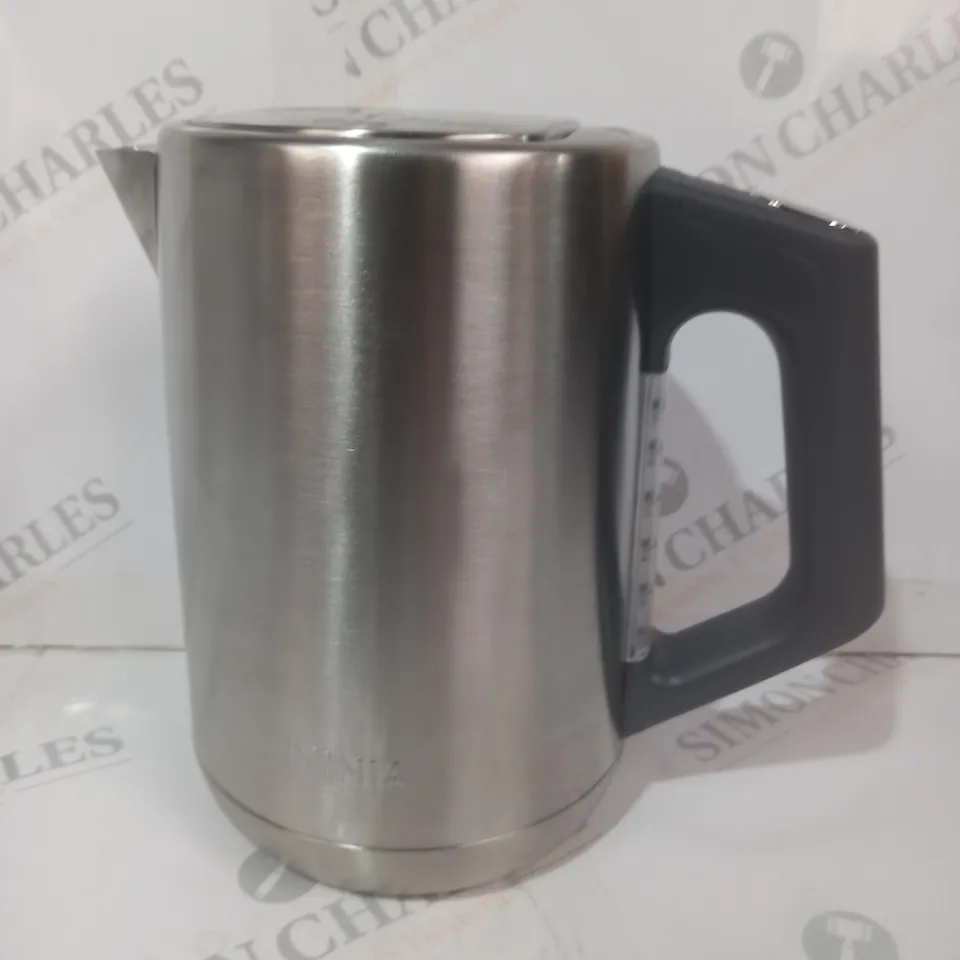 BOXED NINJA PERFECT TEMPERATURE KETTLE KT201UK 