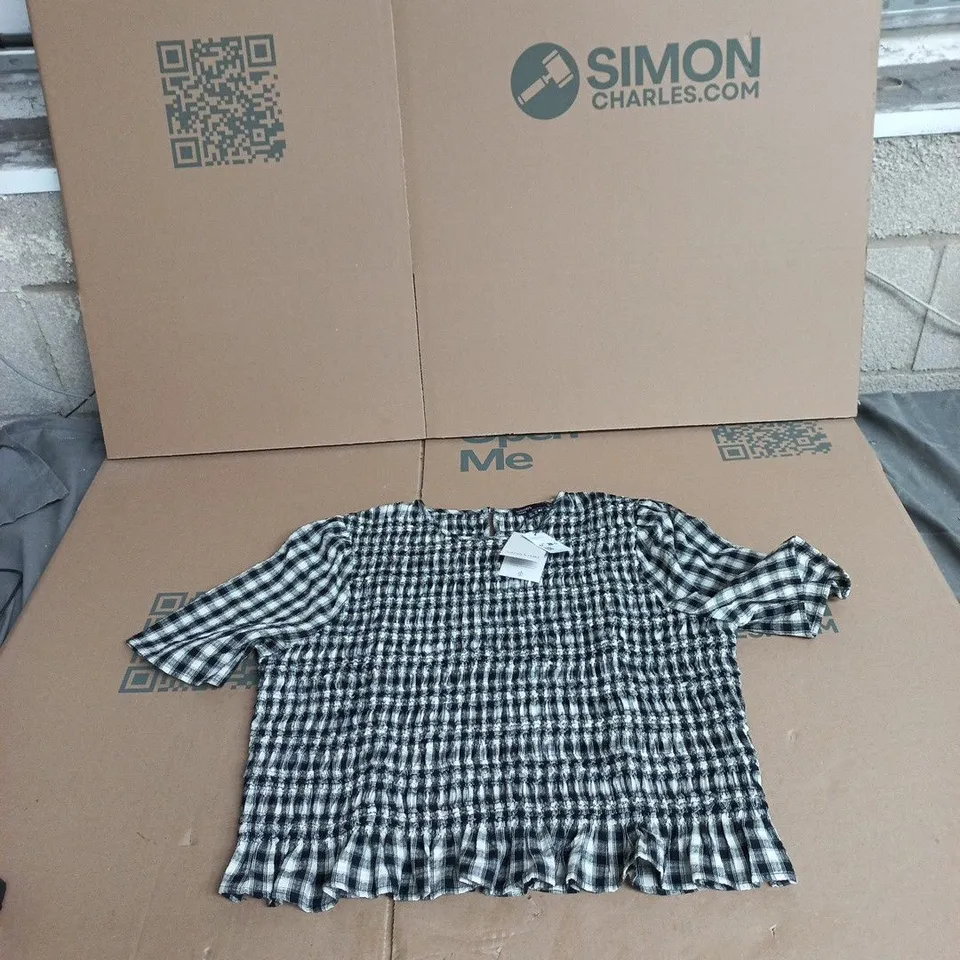 NOBODY'S CHILD NAT SHIRRED TOP – CHECK PRINT, UK 18 (EU 46, USA 14) – MADE IN VIETNAM