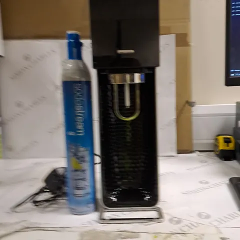 BOXED SODASTREAM POWER ELECTRIC SPARKLING WATER MAKER