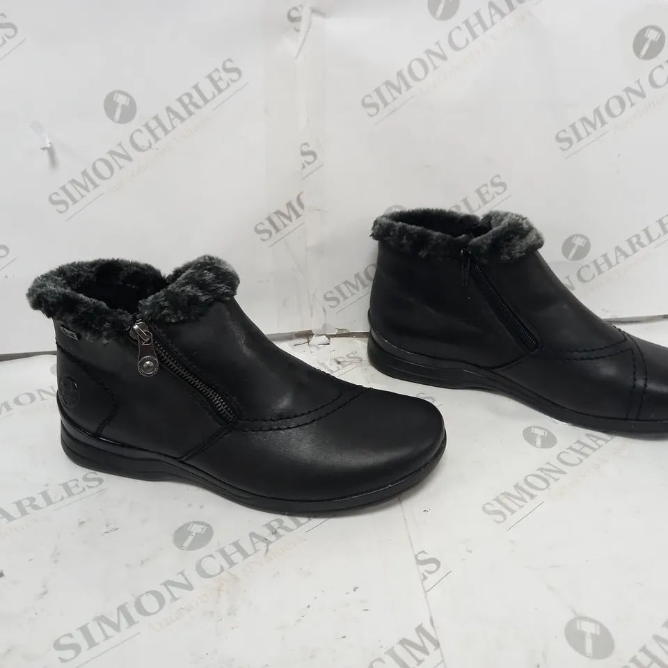 RIEKER FUR CUFF BOOT BLACK SIZE 7 1/2 - BOXED 