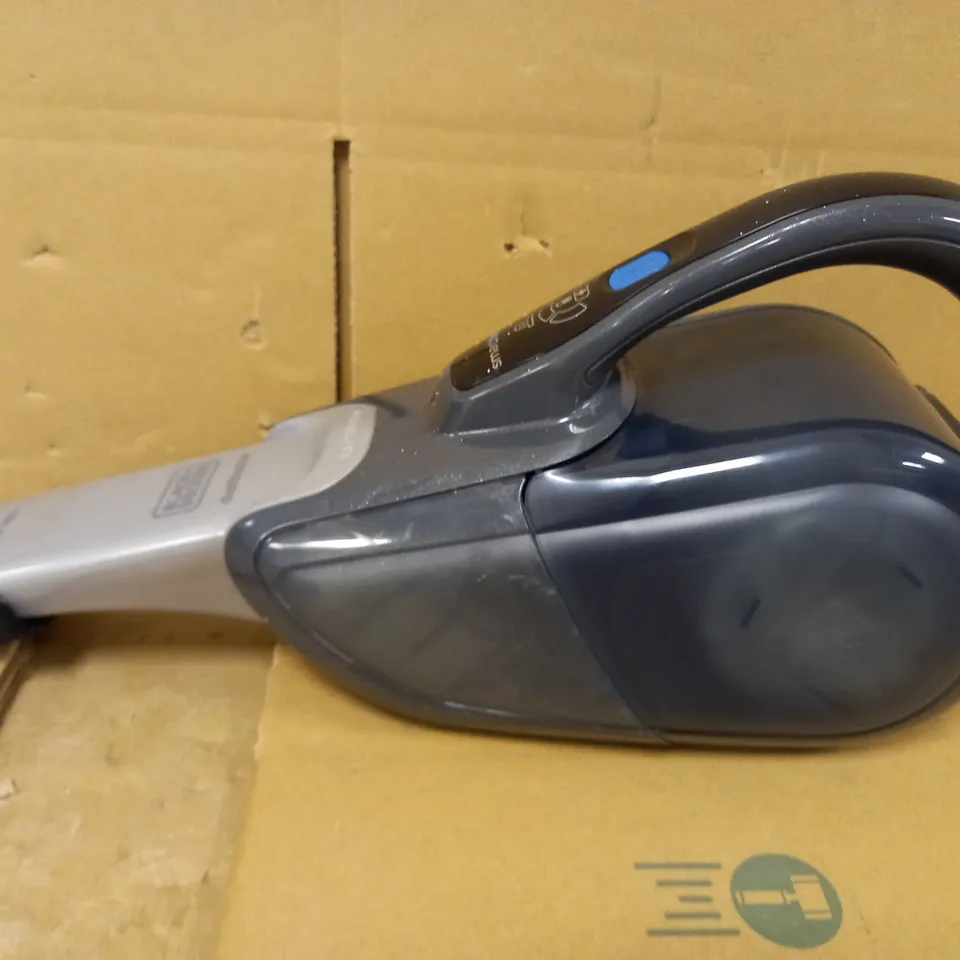 BLACK + DECKER SMARTTECH DUSTBUSTER 