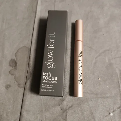 GLOW FOR IT LASH FOCUS MASCARA – BLACK