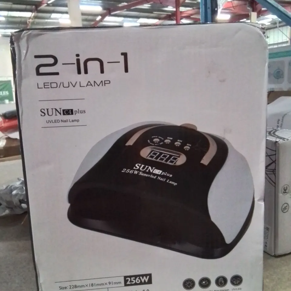 BOXED 2-IN-1 LED/UV LAMP