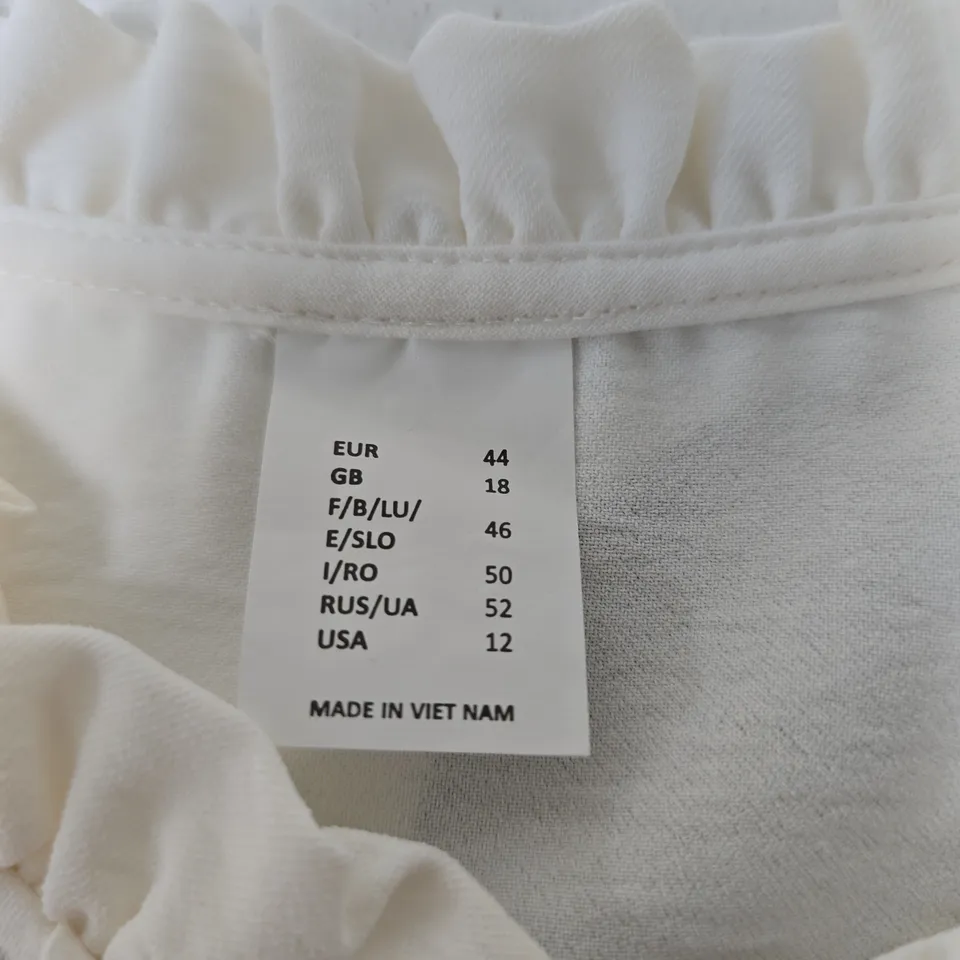 LADIES LONG SLEEVE BLOUSE ECRU SIZE 18
