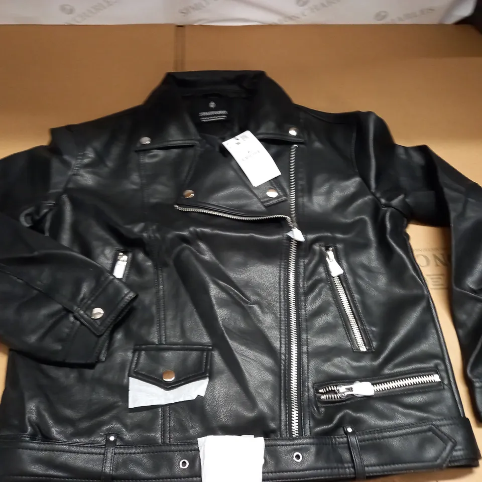 STRADIVARIUS BLACK FAUX LEATHER JACKET - M