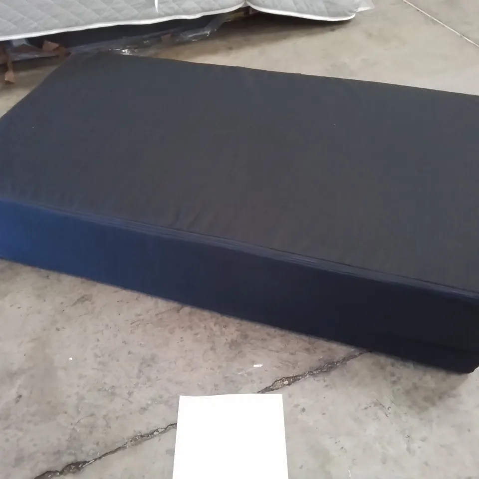 FOLD OUT GUEST MATTRESS BLACK