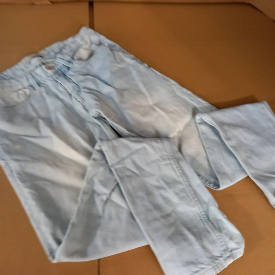 CALVIN KLEIN JEANS LIGHT WASH JEANS - W29 L34
