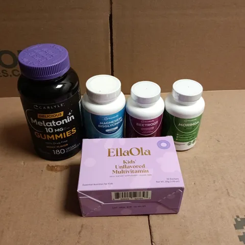 TOTE OF APPROXIMATELY 25 ASSORTED VITAMIN/SUPPLEMENT RELATED ITEMS TO INCLUDE ELLA OLA KIDS VITAMINS, MELATONIN GUMMIES, BEETROOT SUPPLEMENTS, MORINGA ETC