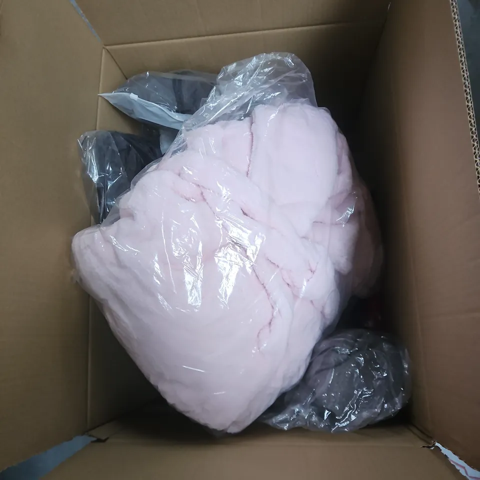 BOX OF APPROXIMATELY 25 ASSORTED CLOTHING ITEMS TO INCLUDE GREY HOODIE, SOCKS, BRA, BURGUNDY PYJAMAS ETC