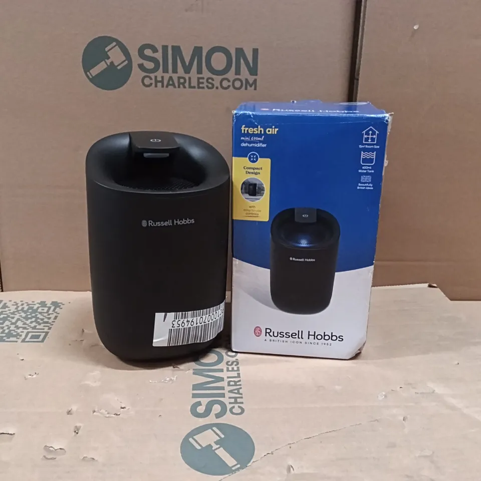 BOXED RUSSELL HOBBS RHDH1061B PORTABLE DEHUMIDIFIER - BLACK