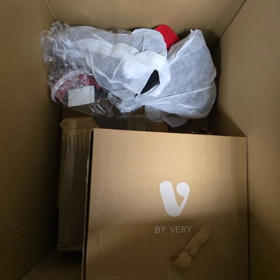 BOX OF APPROXIMATELY 8 PAIRS OF ASSORTED SHOES IN VARIOUS COLOUR, STYLES AND SIZES
