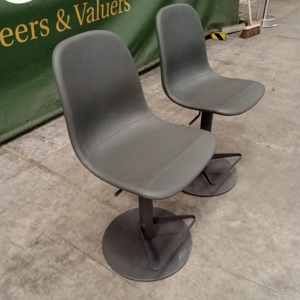 SET OF 2 QUALITY DESIGNER ZARAGOZA GAS-LIFT BARSTOOLS, DARK GREY PU LEATHER