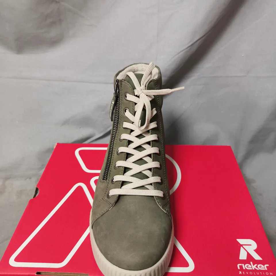 BOXED PAIR OF RIEKER REVOLUTION HIGH-TOP SNEAKER – OLIVE GREEN / GREY - SIZE 40