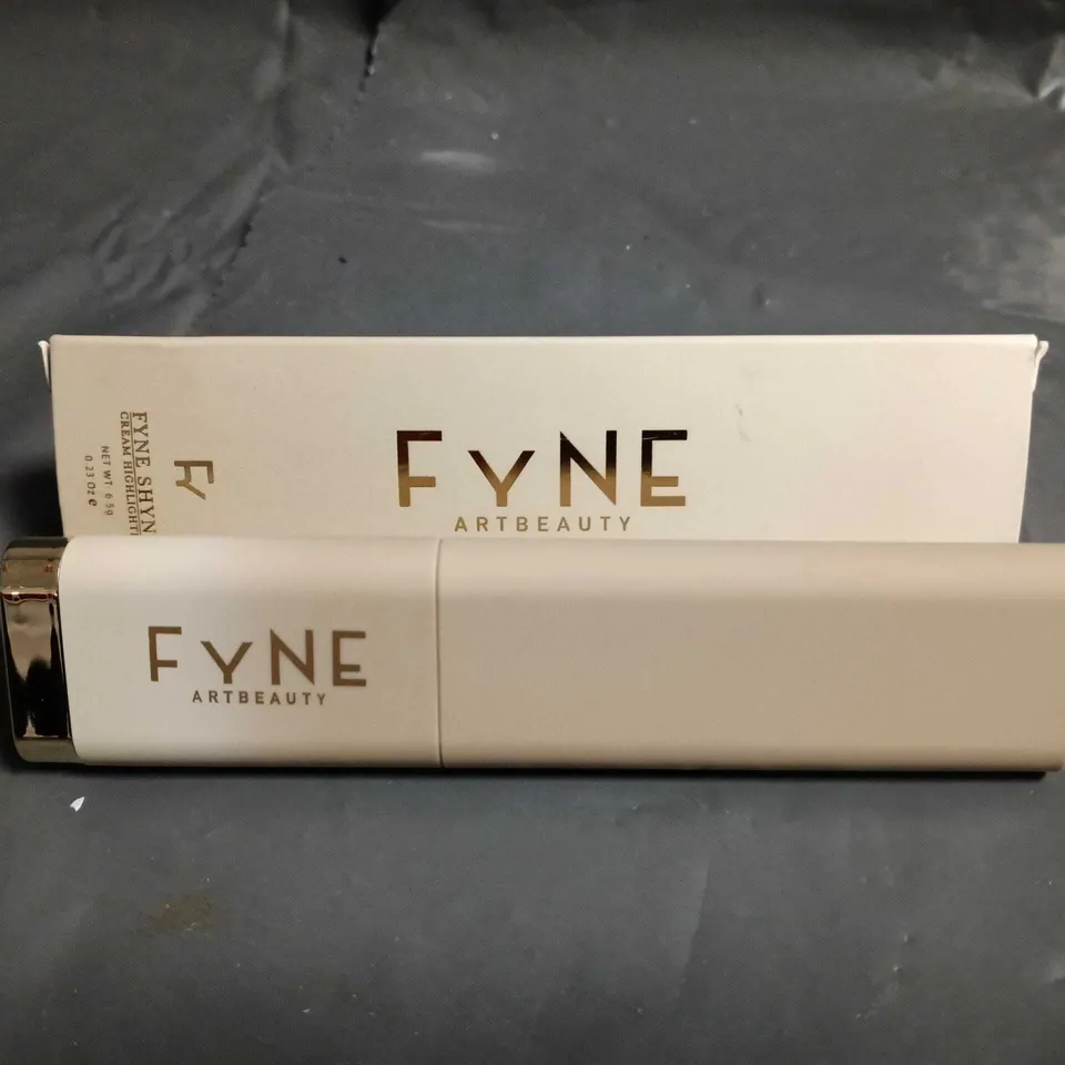 FYNE ARTBEAUTY CREAM HIGHLIGHTER 