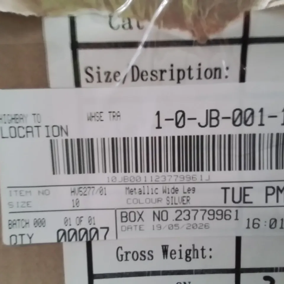 BOXED BRAND NEW APPROXIMATELY 7 JD WILLIAMS METALLIC WIDE LEG JEANS SILVER SIZE 10