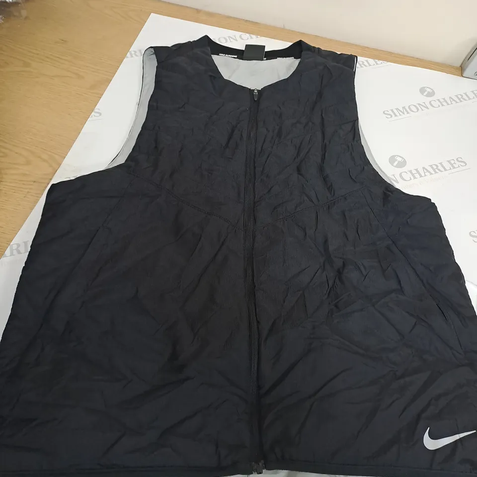 NIKE BLACK GILLET 