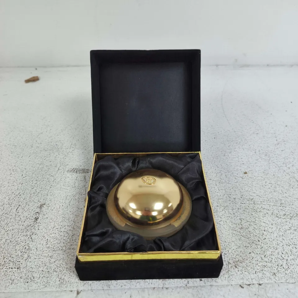 SUPREME BLACK VELVET – SKIN TRANSFORMING CREAM GOLD-TONE SPHERICAL PRESENTATION BOX