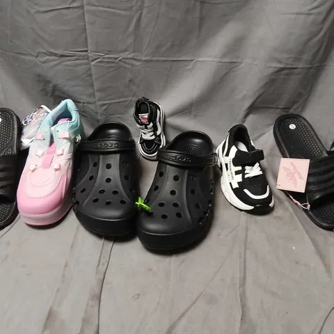 LARGE QUANTITY OF ASSORTED SHOES AND FOOTWEAR