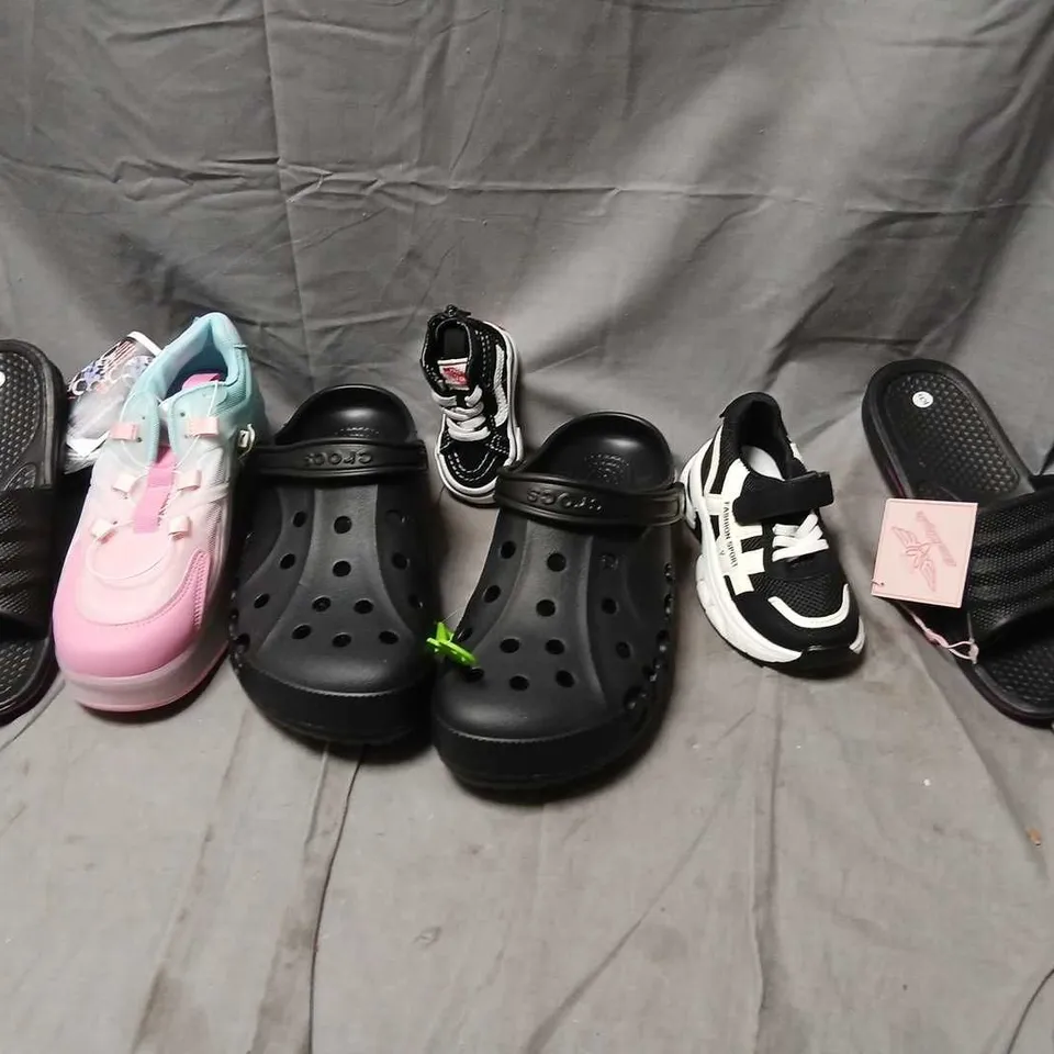 LARGE QUANTITY OF ASSORTED SHOES AND FOOTWEAR