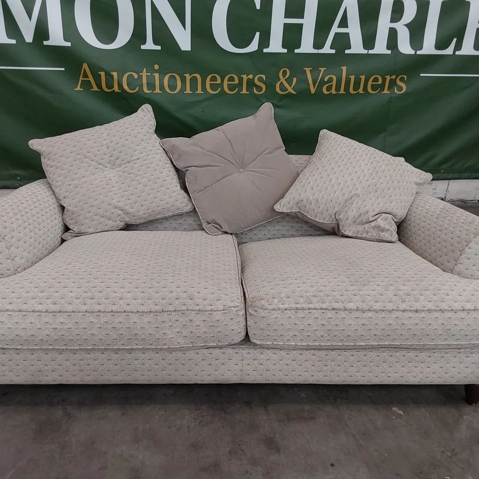 QUALITY BRITISH DESIGNER LOUNGE Co BRONWYN THREE SEATER SOFA DECO DIAMOND FABRIC 