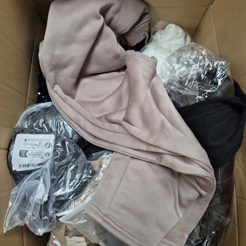 LARGE BOX OF ASSORTED CLOTHING ITEMS IN VARIOUS SIZES, STYLES AND COLOUR 