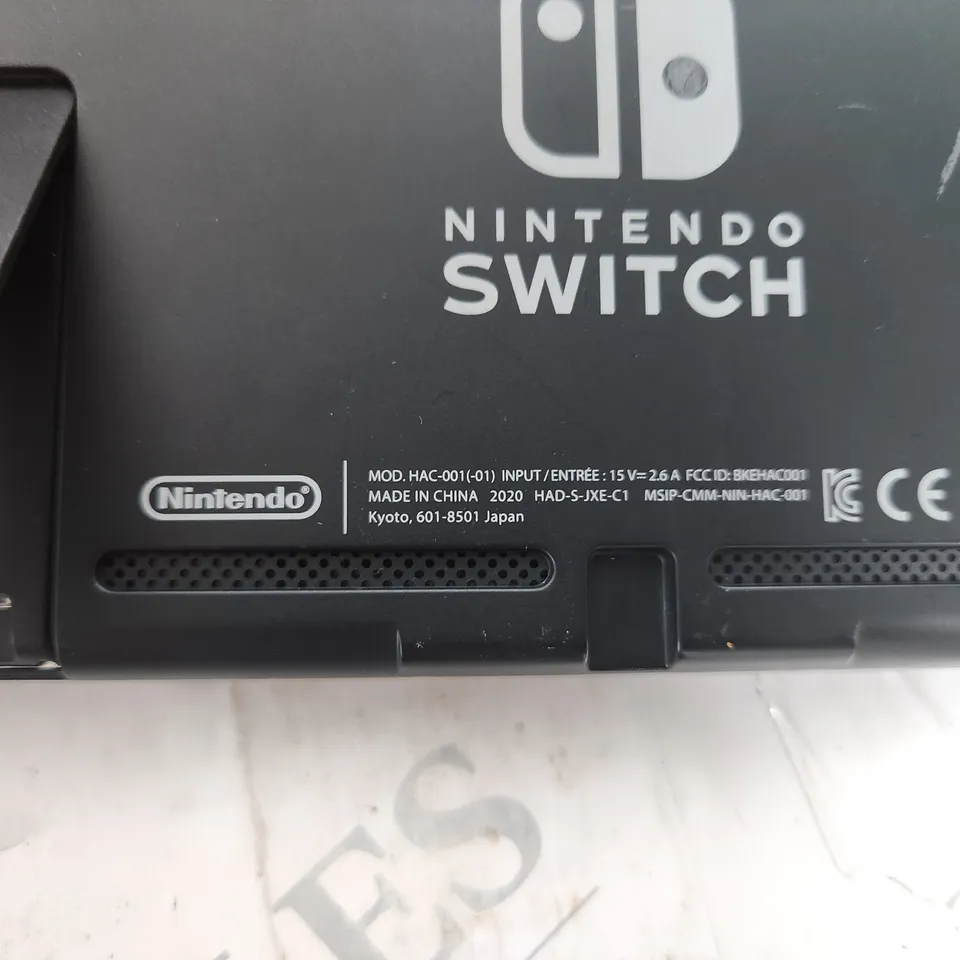 BOXED NINTENDO SWITCH NEON BLUE/RED GAMES CONSOLE MODEL HAC-001(-01)