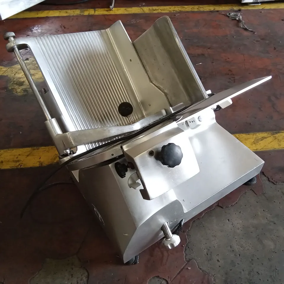 OMEGA BF300 COMMERCIAL COUNTERTOP MEAT SLICER