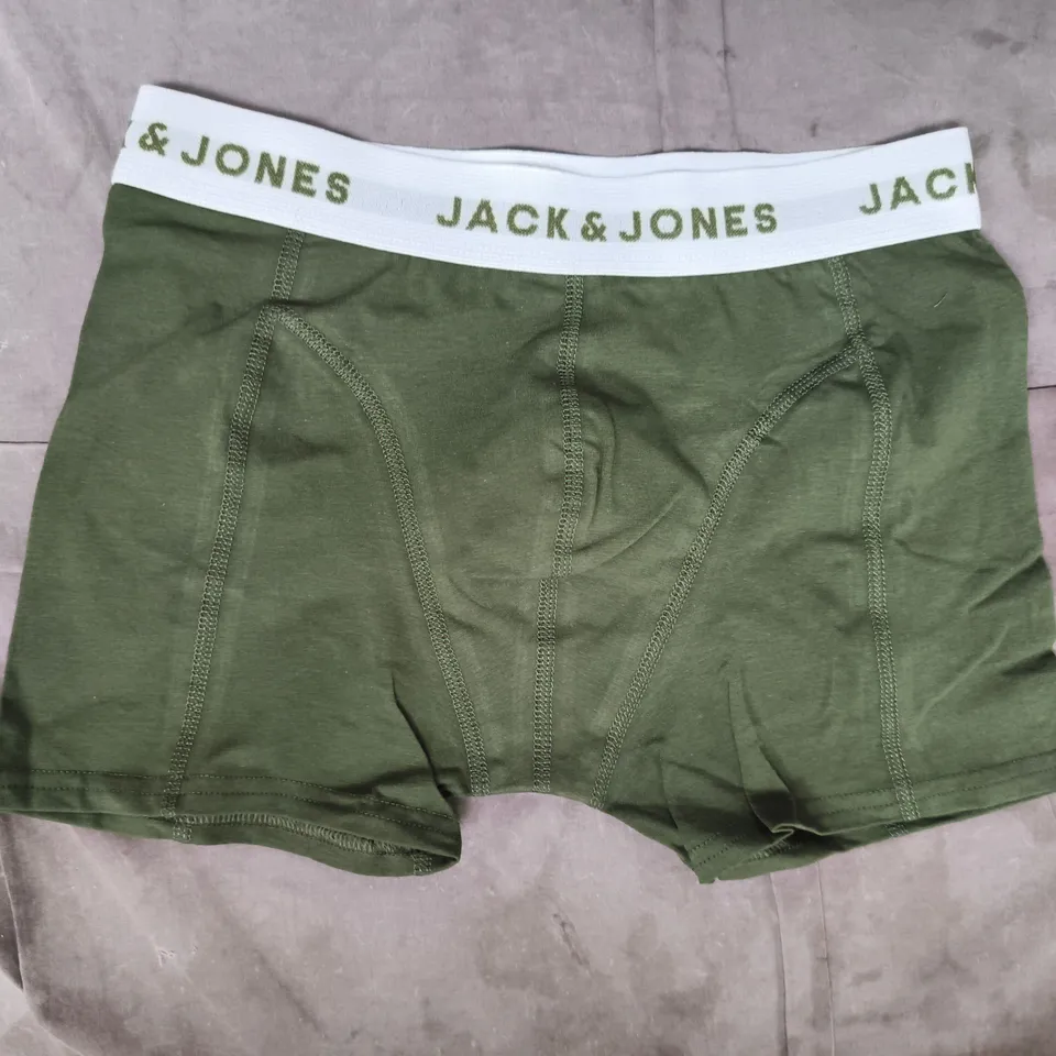 JACK & JONES SOLID TRUNKS IN DARK GREEN SIZE SMALL