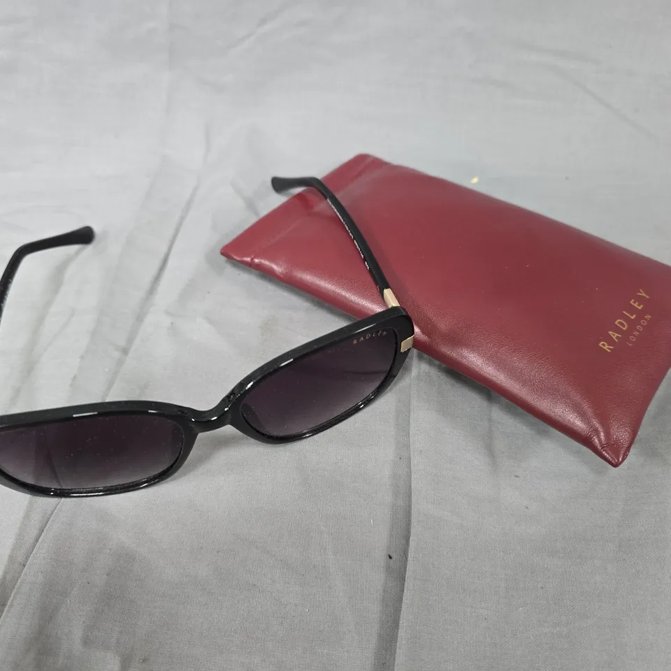 RADLEY MORWENNA SUNGLASSES – BLACK FRAME